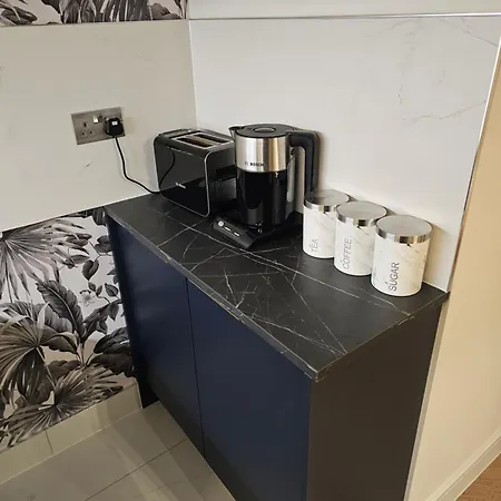 Trinity- New Modern Apartment With Free On Road Parking CBG Exterior foto
