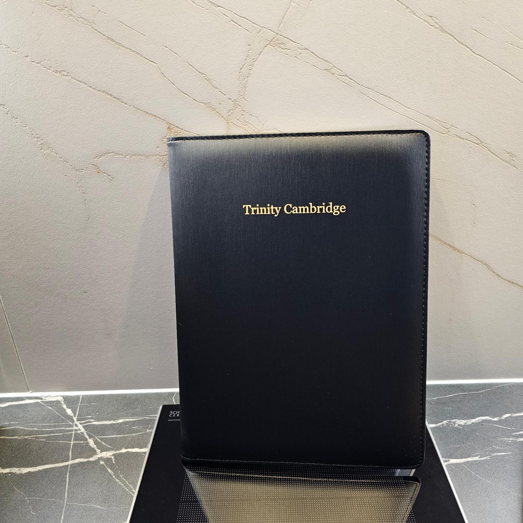 Trinity- New Modern With Free On Road Parking Appartamento *